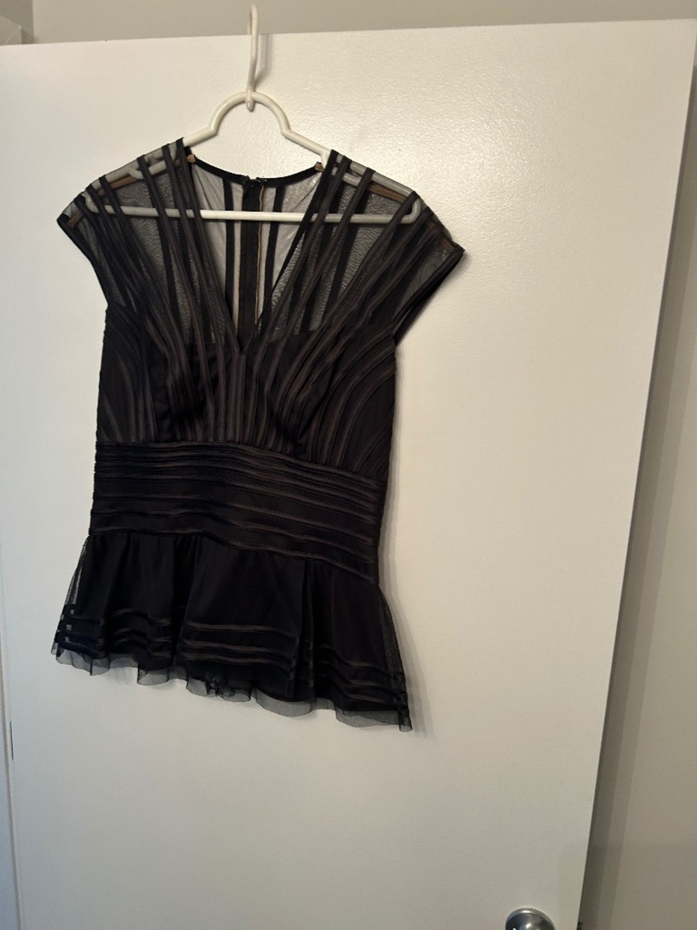 Tadashi Shoji top black